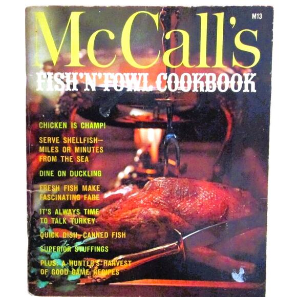 McCall's Fish and Fowl Cookbook 1965 Recipes Shellfish Goose Duck Turkey Chicken - Picture 1 of 8